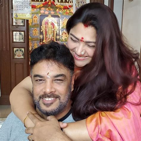 kushboo family details|Khushbu Sundar Wiki, Age, Boyfriend, Husband,。